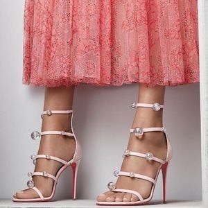 **BRAND NEW Christian Louboutin -size 38